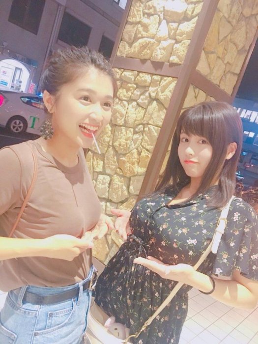 體育祭=肉慾解放之時!女JK「炸出超兇歐派」比YA甜笑…側面超崩潰:好、好大(9P)