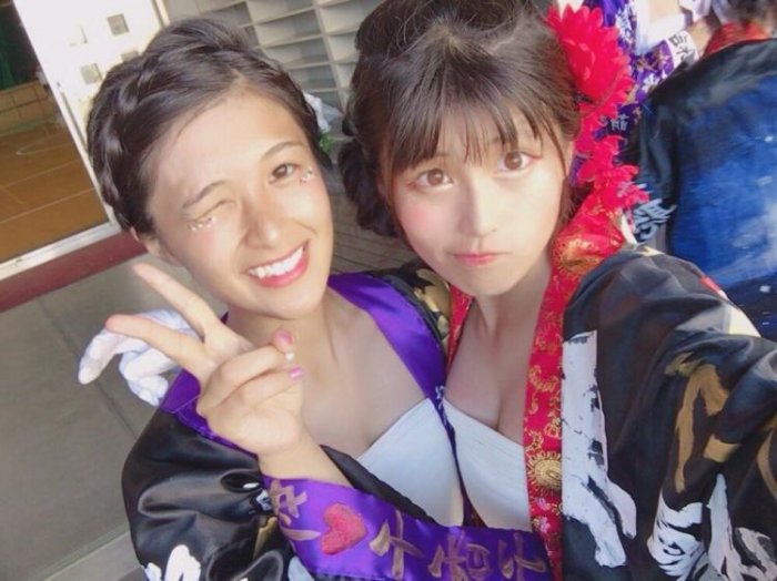 體育祭=肉慾解放之時!女JK「炸出超兇歐派」比YA甜笑…側面超崩潰:好、好大(9P)